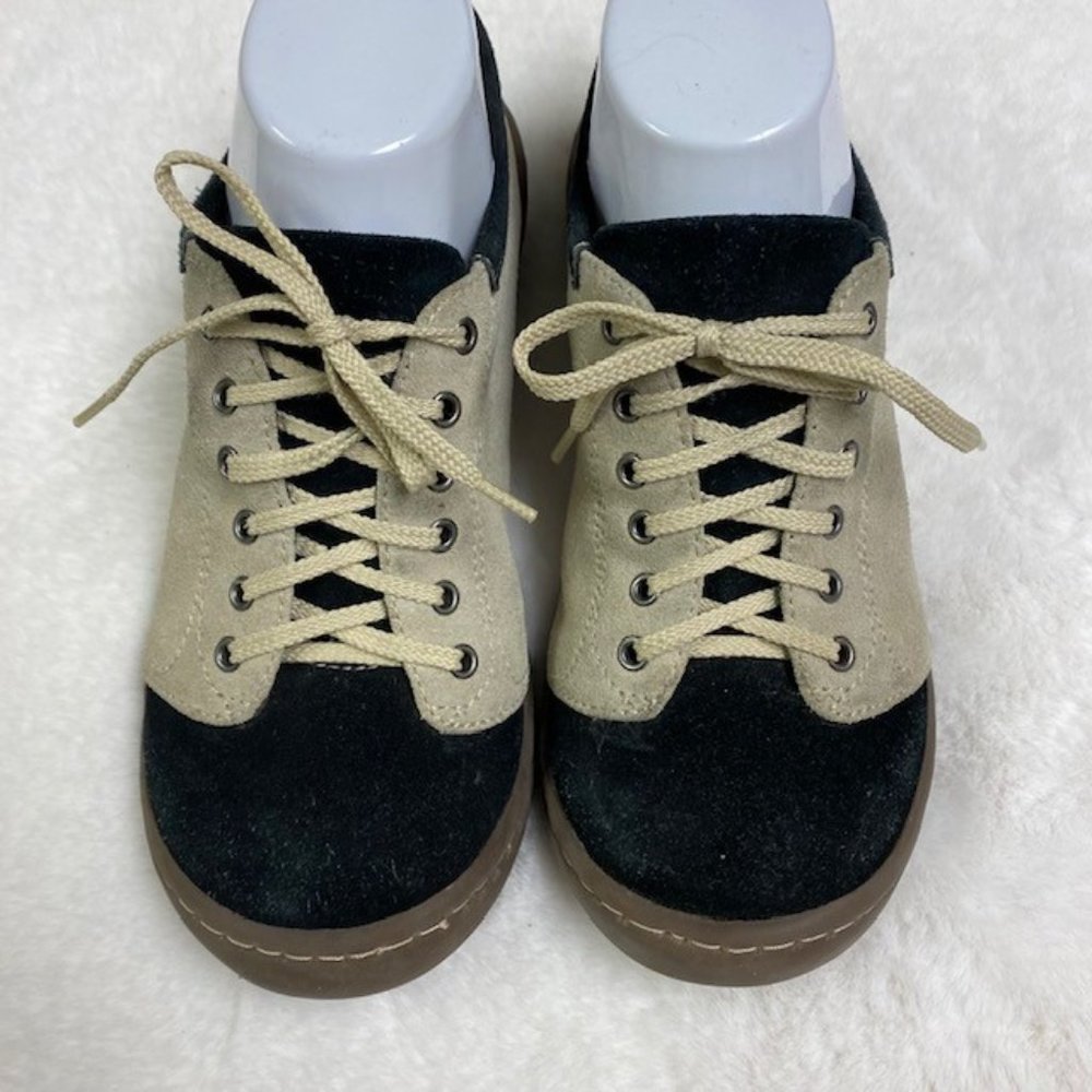 Rebels Suede Lace Up Tan Black Sneakers, size 6